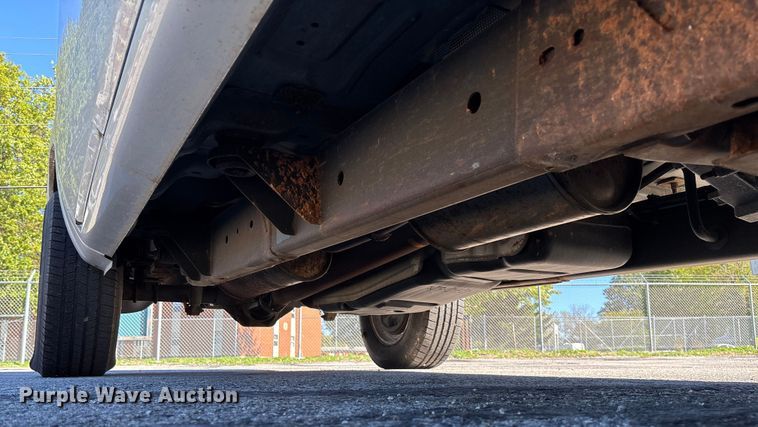 image for item EV3213 2010 Dodge Dakota Crew Cab pickup truck