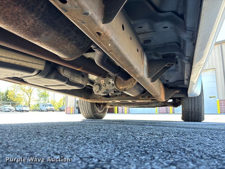 image for item EV3213 2010 Dodge Dakota Crew Cab pickup truck