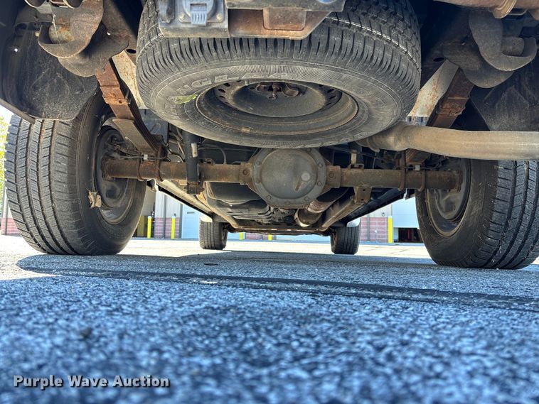 image for item EV3213 2010 Dodge Dakota Crew Cab pickup truck