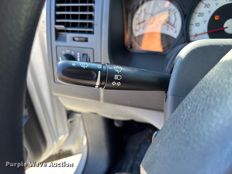 image for item EV3213 2010 Dodge Dakota Crew Cab pickup truck