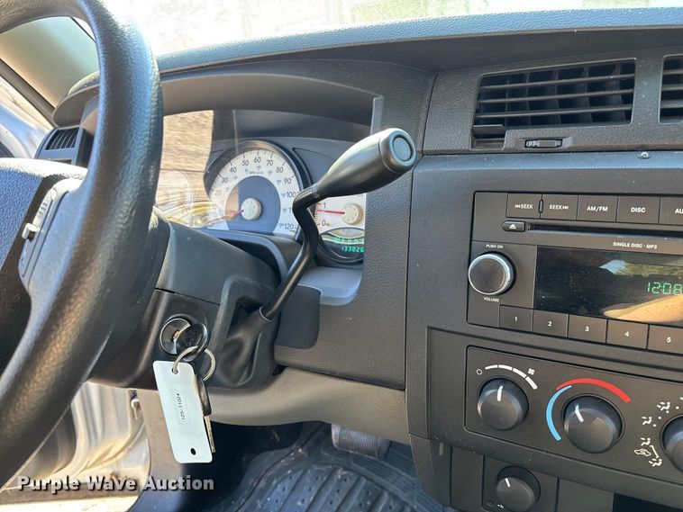 image for item EV3213 2010 Dodge Dakota Crew Cab pickup truck