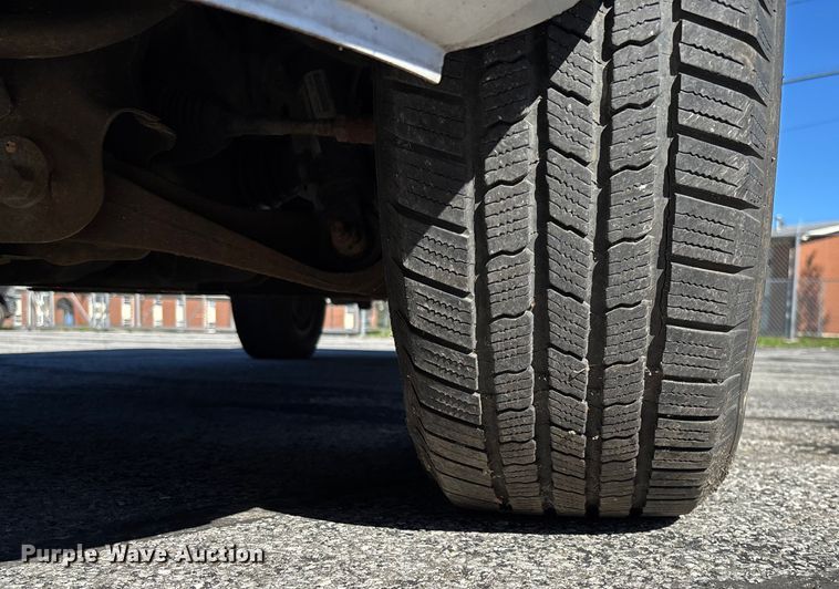 image for item EV3213 2010 Dodge Dakota Crew Cab pickup truck