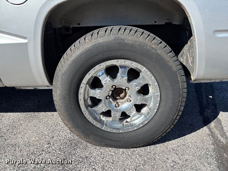 image for item EV3213 2010 Dodge Dakota Crew Cab pickup truck