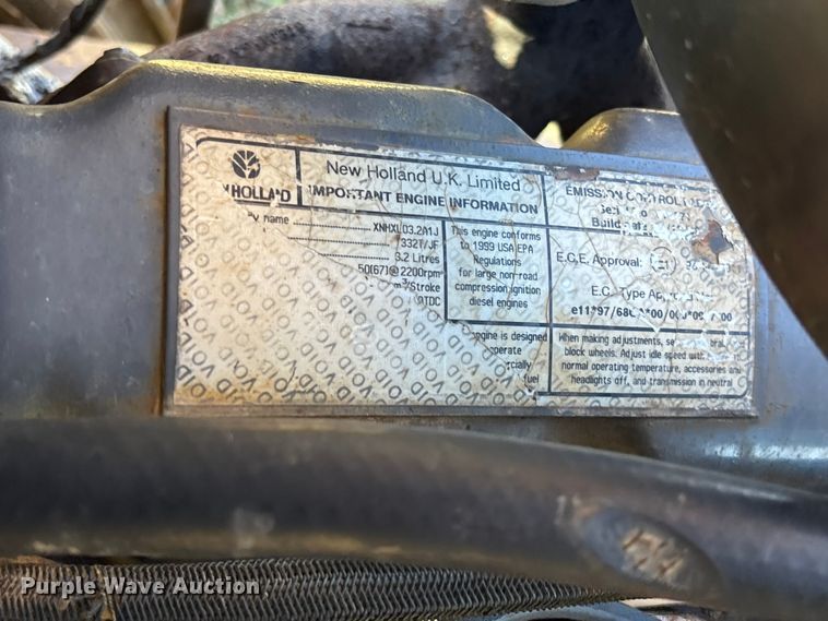 image for item EV3217 2000 New Holland LS180 skid steer loader