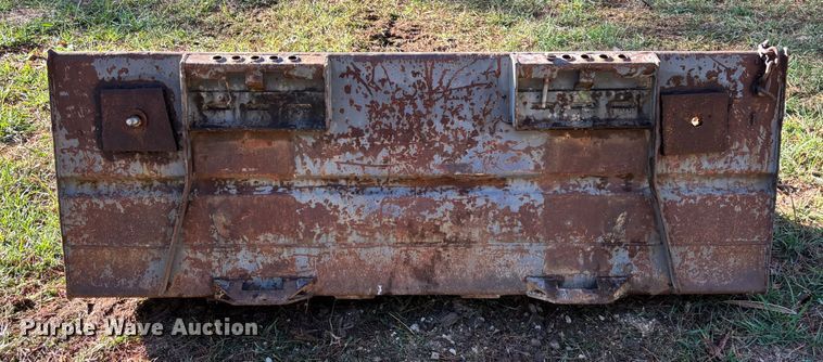 image for item EV3217 2000 New Holland LS180 skid steer loader