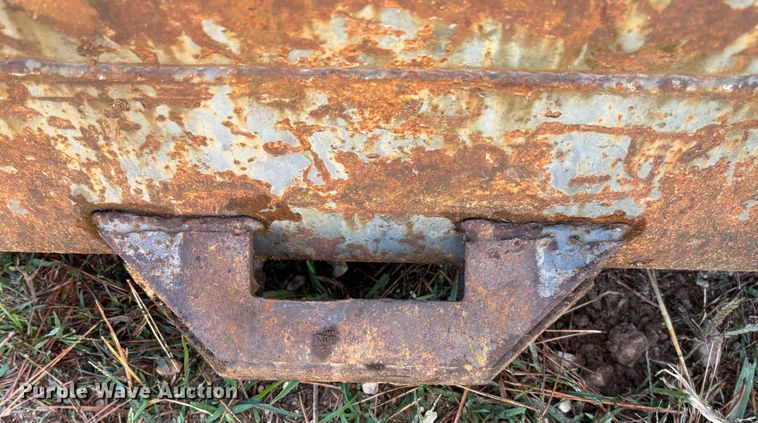 image for item EV3217 2000 New Holland LS180 skid steer loader