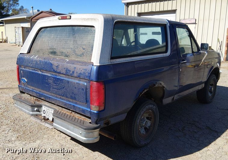 image for item EV5395 1996 Ford Bronco SUV