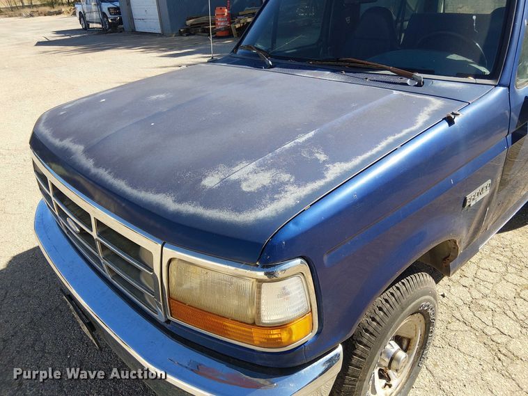 image for item EV5395 1996 Ford Bronco SUV