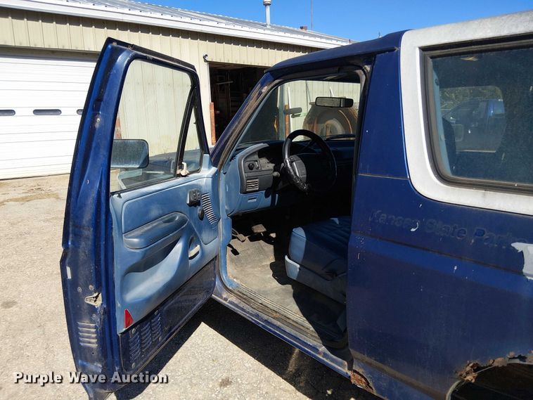 image for item EV5395 1996 Ford Bronco SUV