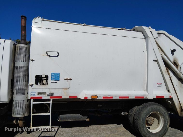 image for item EV5399 2008 International 7300 refuse truck