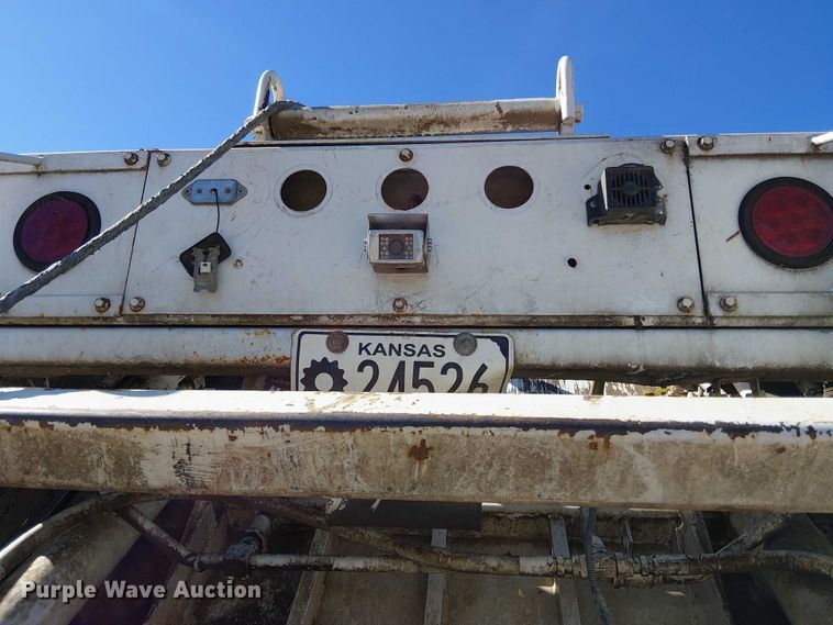 image for item EV5399 2008 International 7300 refuse truck