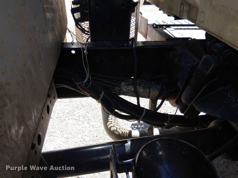 image for item EV5399 2008 International 7300 refuse truck