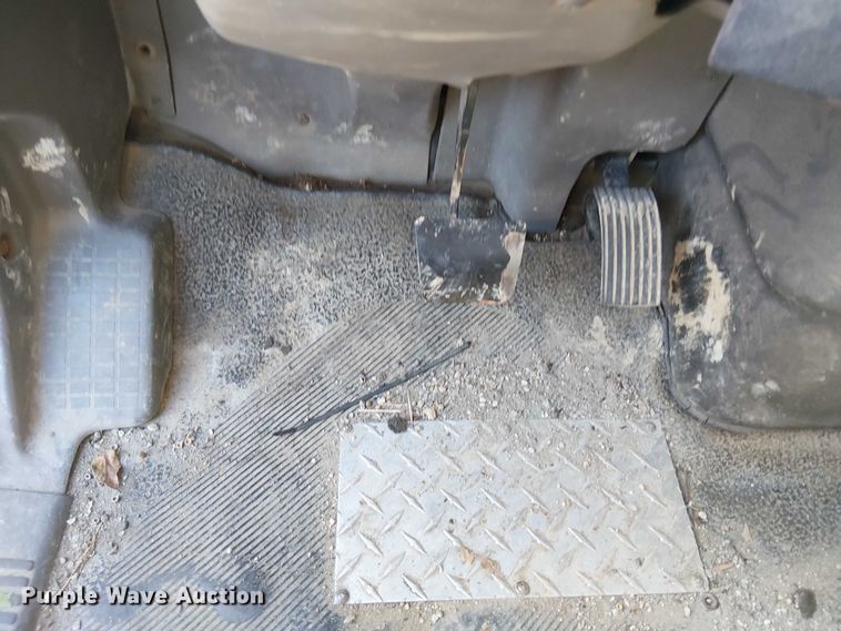 image for item EV5399 2008 International 7300 refuse truck