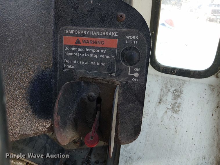 image for item EV5399 2008 International 7300 refuse truck