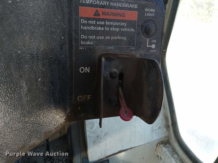 image for item EV5399 2008 International 7300 refuse truck