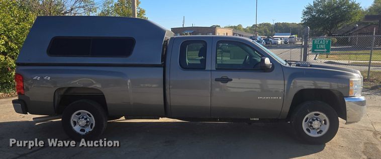 image for item EV5400 2008 Chevrolet 2500 Ext. Cab pickup truck