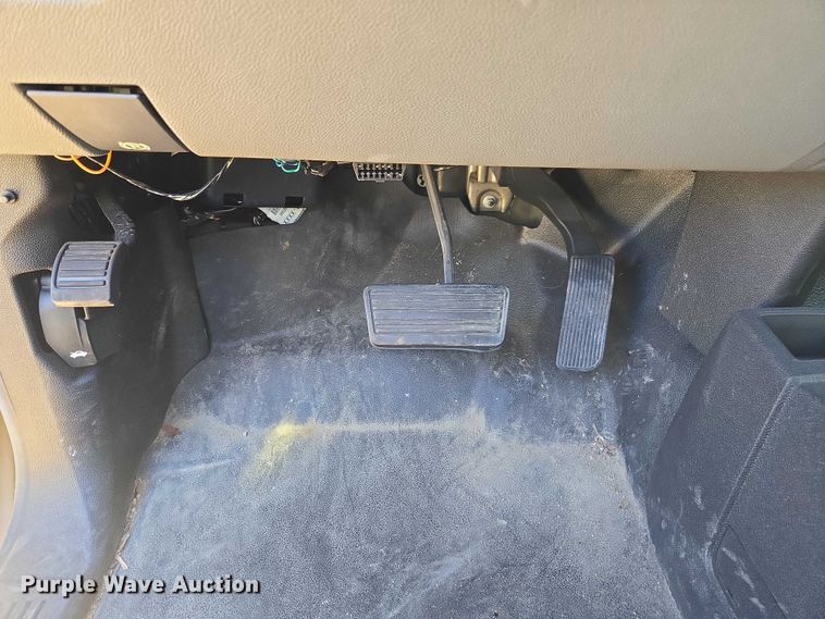 image for item EV5400 2008 Chevrolet 2500 Ext. Cab pickup truck