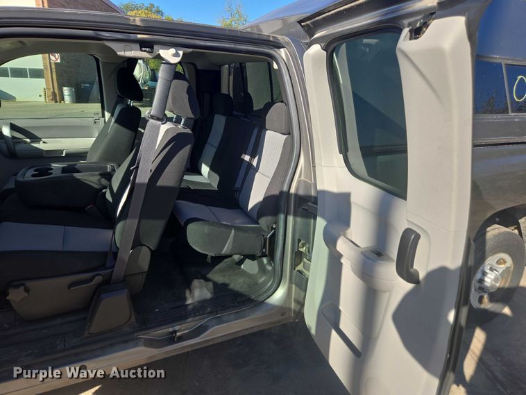 image for item EV5400 2008 Chevrolet 2500 Ext. Cab pickup truck