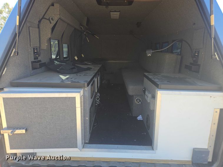 image for item EV5400 2008 Chevrolet 2500 Ext. Cab pickup truck