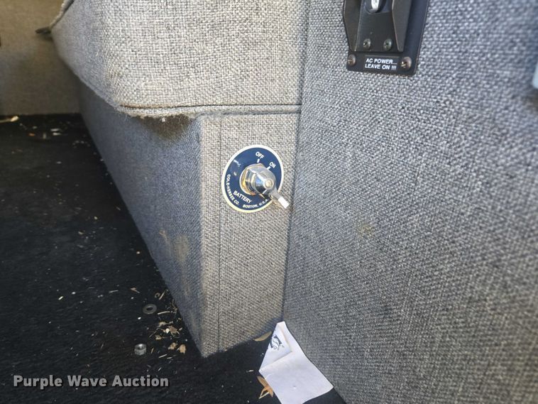 image for item EV5400 2008 Chevrolet 2500 Ext. Cab pickup truck