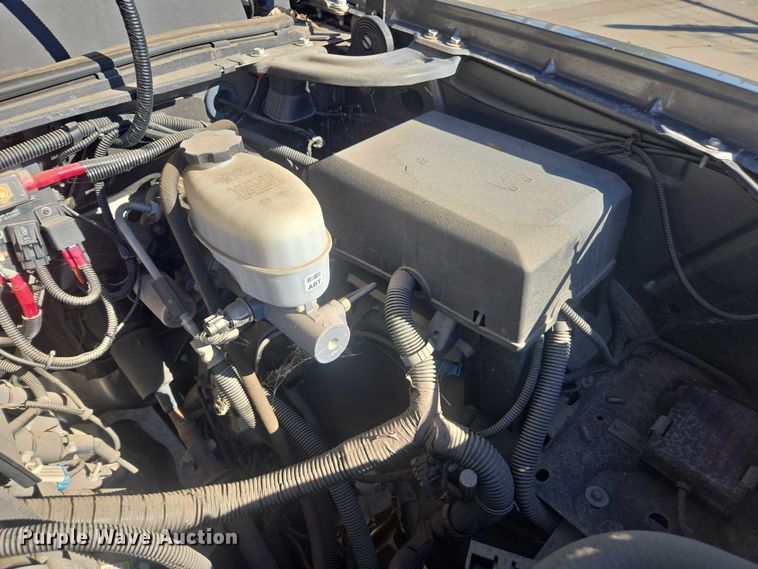 image for item EV5400 2008 Chevrolet 2500 Ext. Cab pickup truck