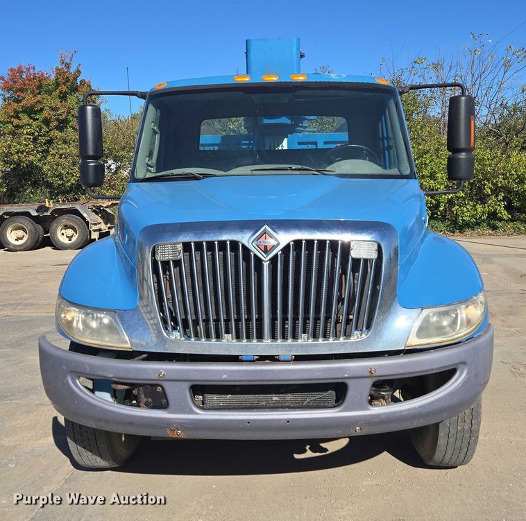 image for item EV5401 2012 International Durastar grapple truck