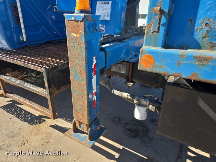 image for item EV5401 2012 International Durastar grapple truck