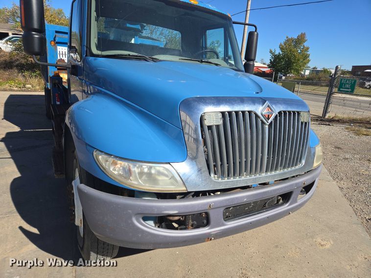 image for item EV5401 2012 International Durastar grapple truck