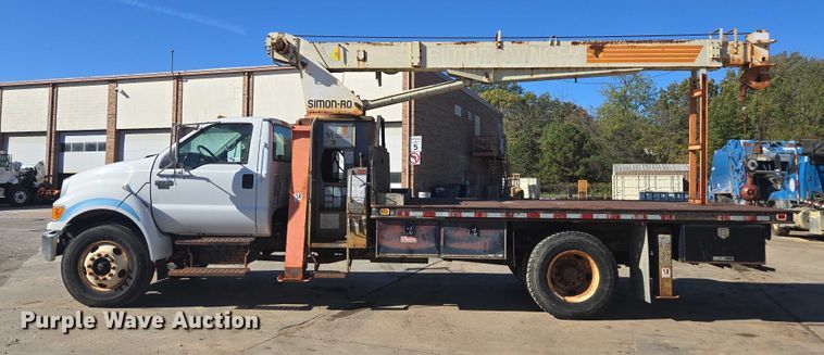 image for item EV5404 2007 Ford F750 crane truck