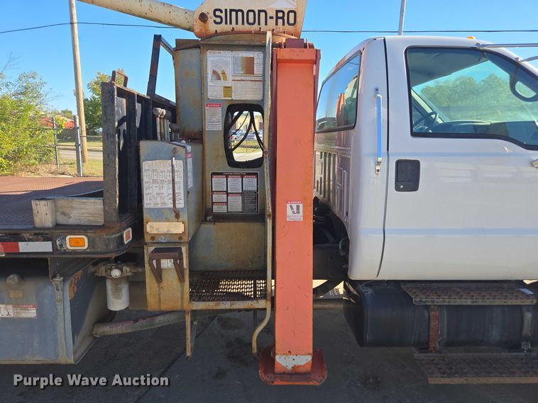 image for item EV5404 2007 Ford F750 crane truck