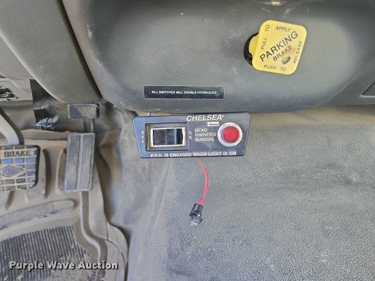 image for item EV5404 2007 Ford F750 crane truck