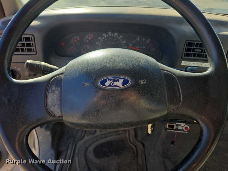 image for item EV5404 2007 Ford F750 crane truck