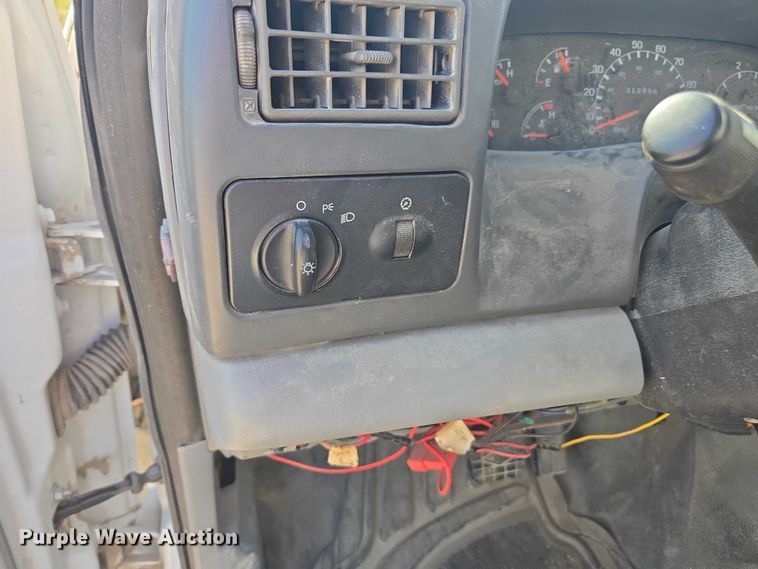 image for item EV5404 2007 Ford F750 crane truck