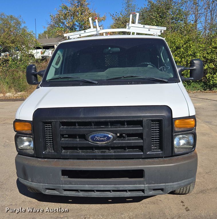 image for item EV5405 2012 Ford E350 van