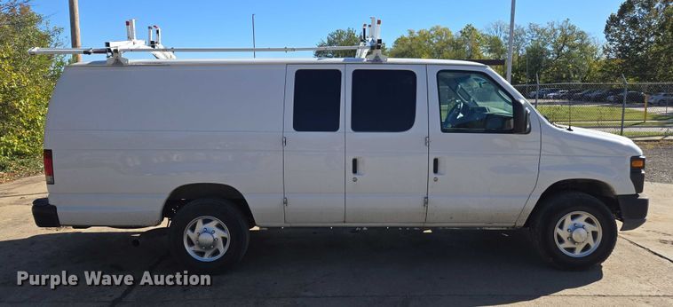 image for item EV5405 2012 Ford E350 van