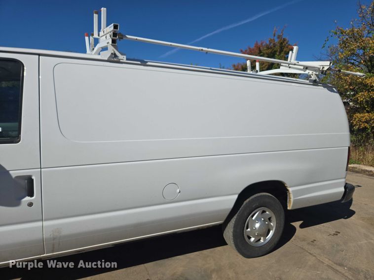 image for item EV5405 2012 Ford E350 van