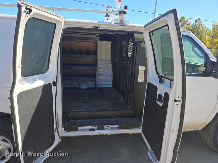 image for item EV5405 2012 Ford E350 van