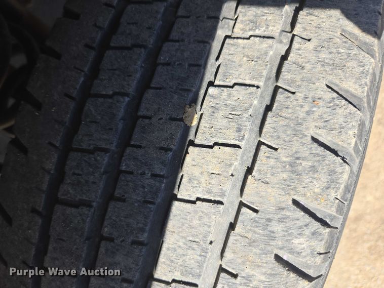 image for item EV5405 2012 Ford E350 van