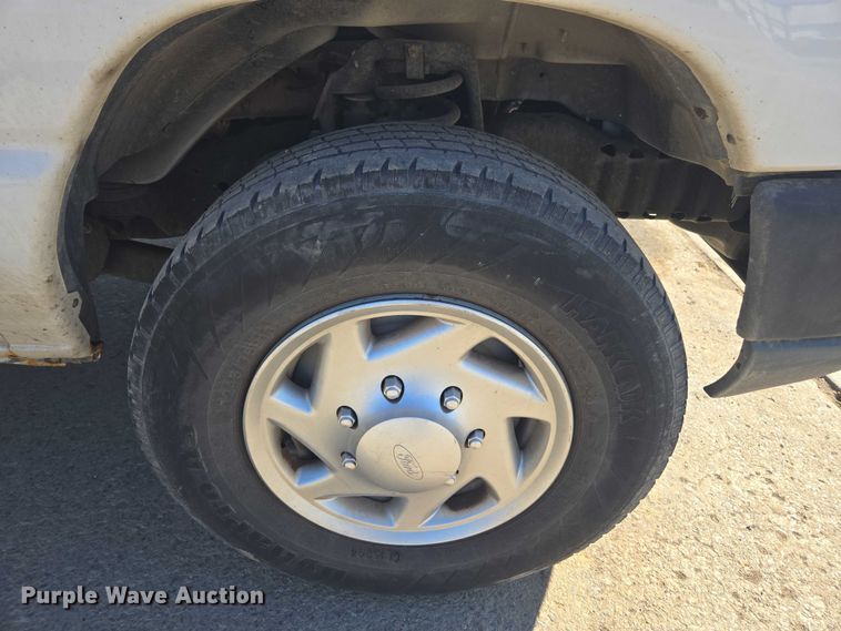 image for item EV5405 2012 Ford E350 van