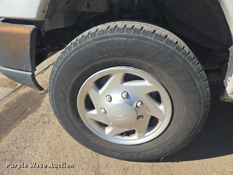 image for item EV5405 2012 Ford E350 van