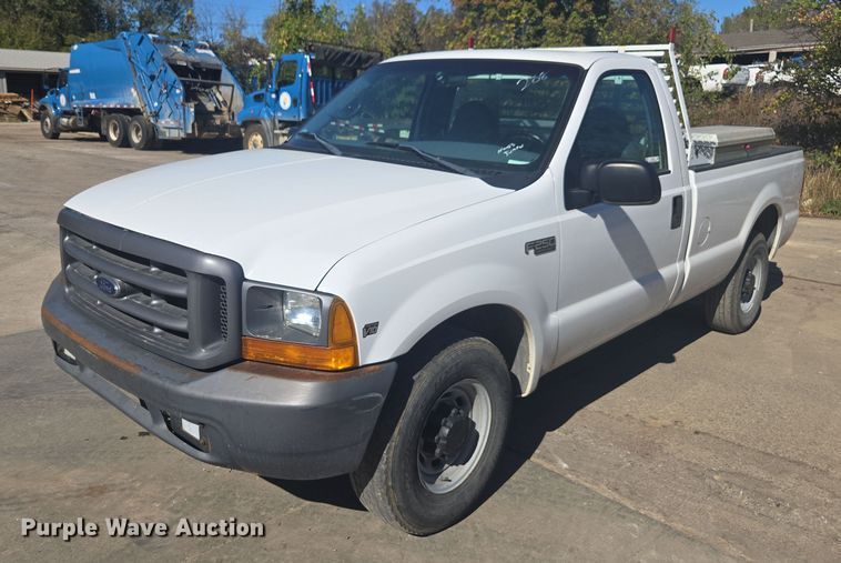 image for item EV5406 1999 Ford F250 pickup truck
