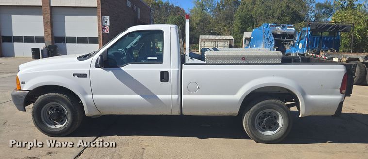 image for item EV5406 1999 Ford F250 pickup truck