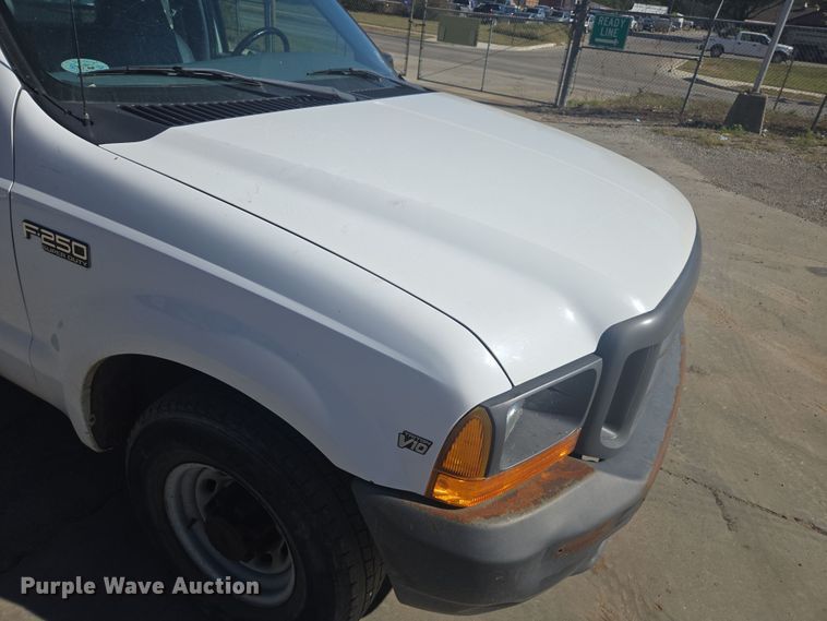 image for item EV5406 1999 Ford F250 pickup truck