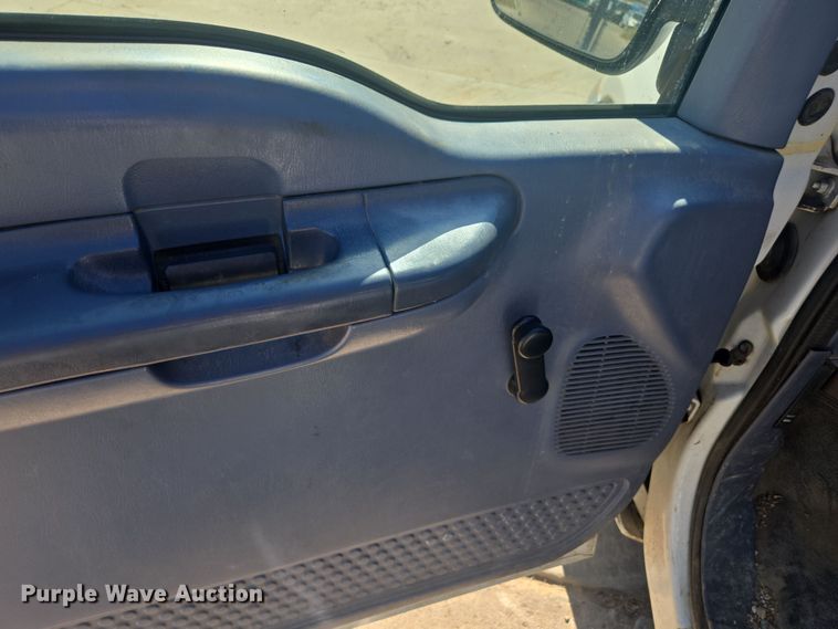 image for item EV5406 1999 Ford F250 pickup truck