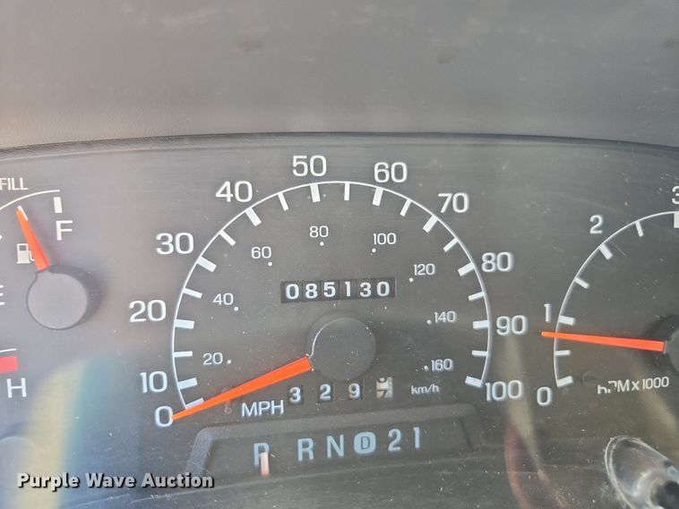 image for item EV5406 1999 Ford F250 pickup truck