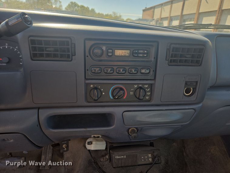 image for item EV5406 1999 Ford F250 pickup truck