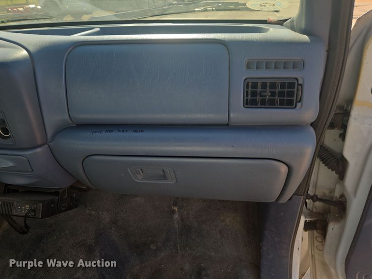 image for item EV5406 1999 Ford F250 pickup truck