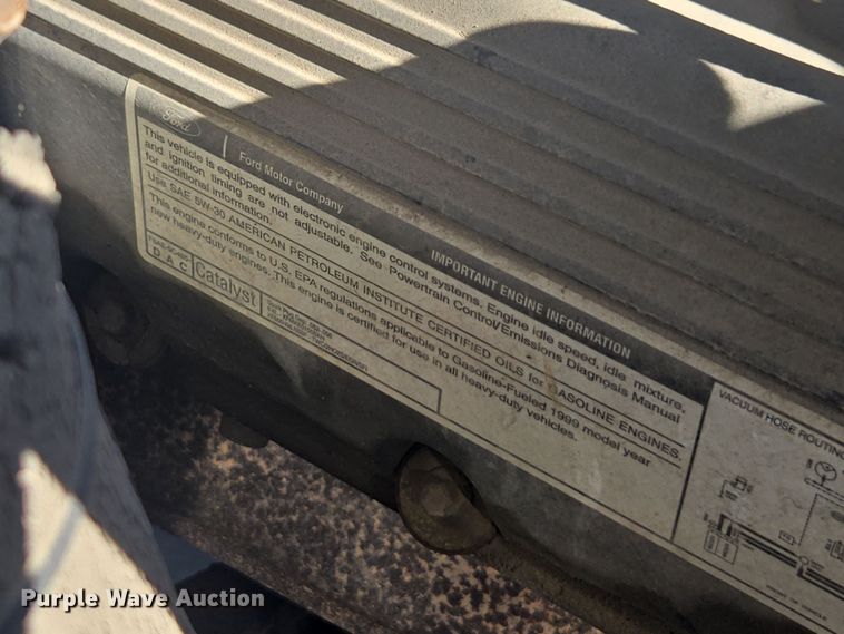 image for item EV5406 1999 Ford F250 pickup truck