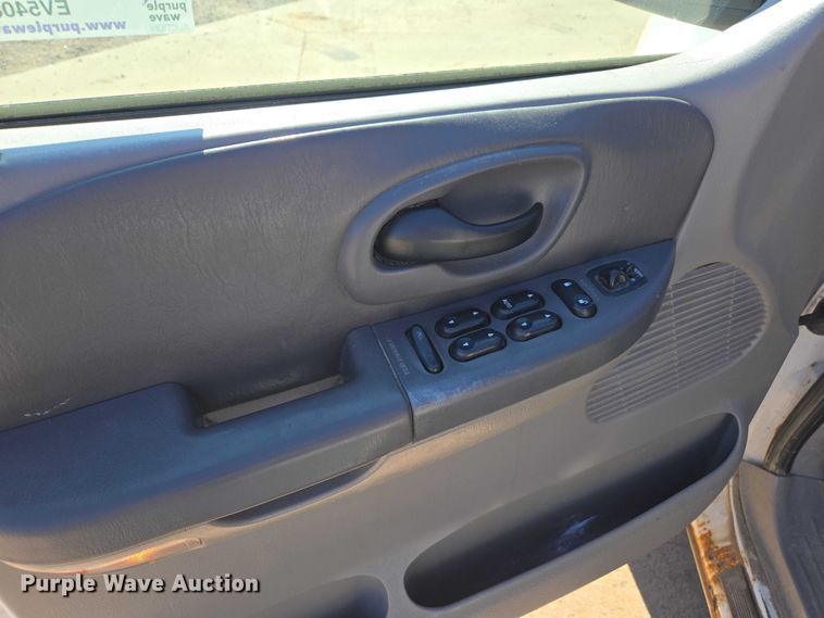 image for item EV5408 2002 Ford F150 SuperCab pickup truck