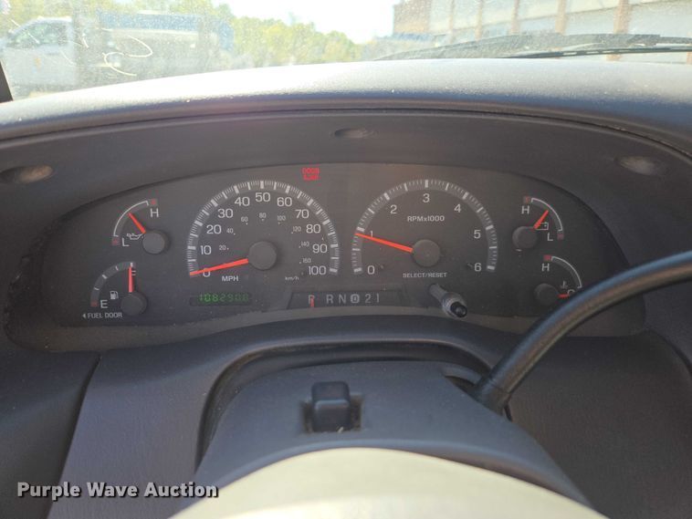 image for item EV5408 2002 Ford F150 SuperCab pickup truck